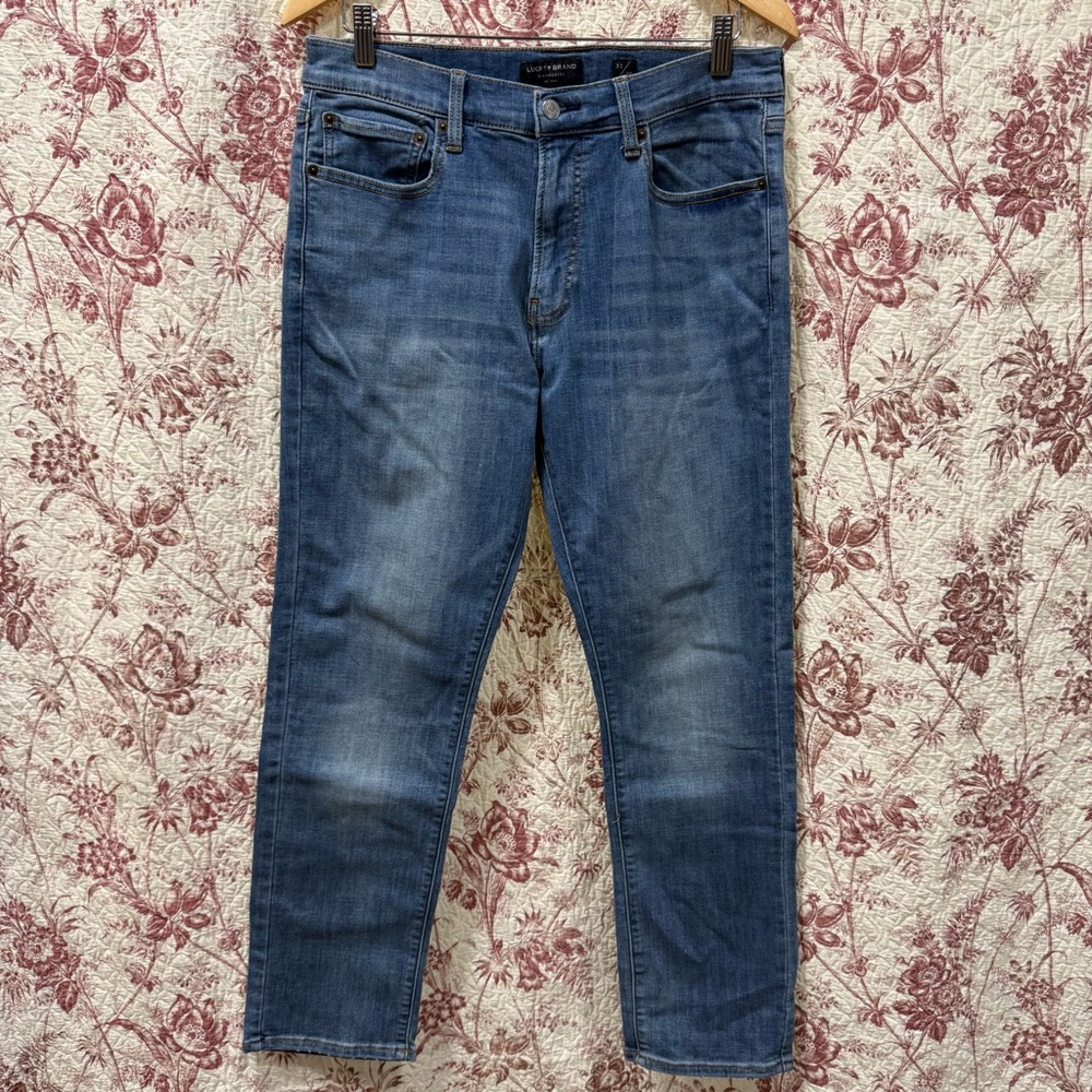 Lucky Brand 410 Athletic Slim Jeans Mens 32x30 Light Wash
